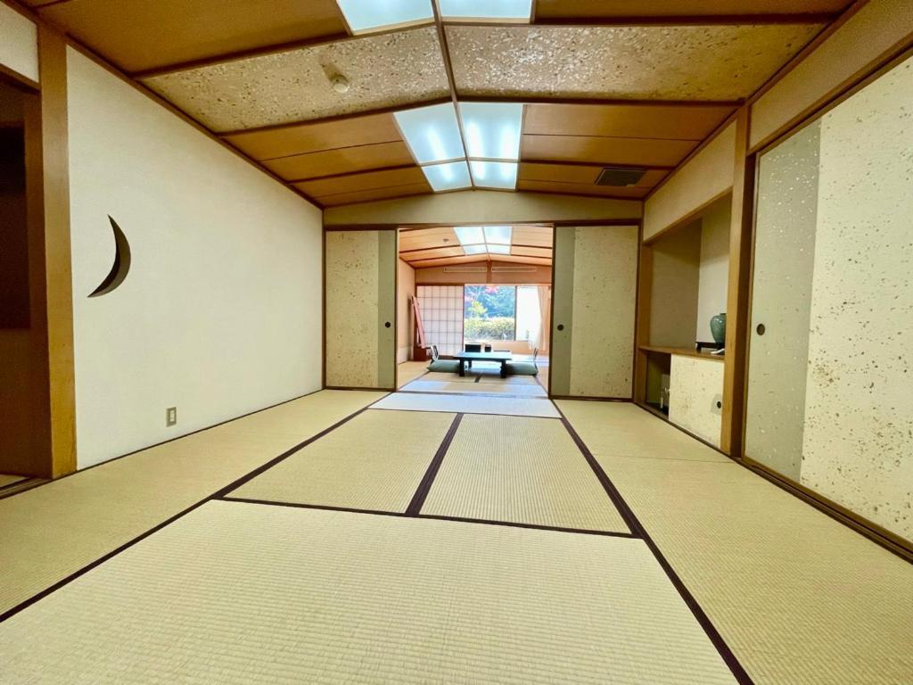 Katsura No Izumi Hotel Izunokuni Екстериор снимка